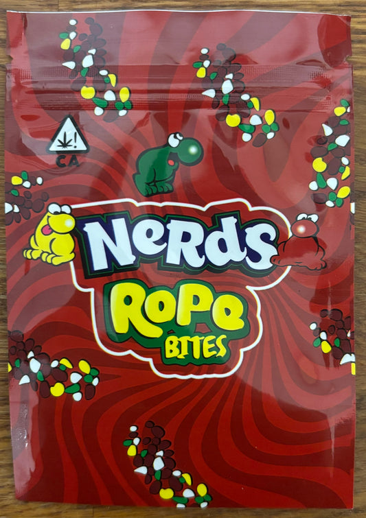 Nerd robe bite - Edible packaging